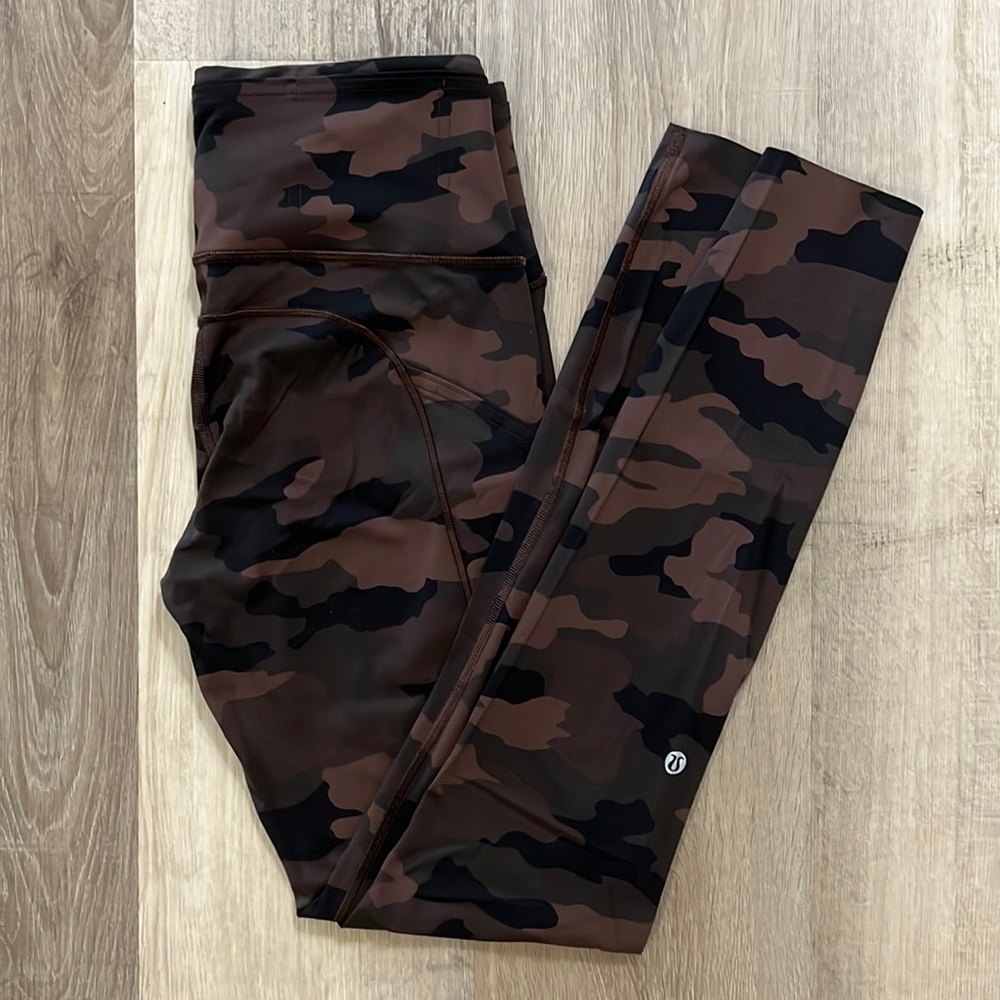 Lululemon Swift Speed Tight